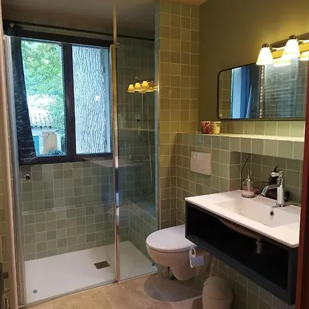 Le Petit Ermitage Holiday home Mere